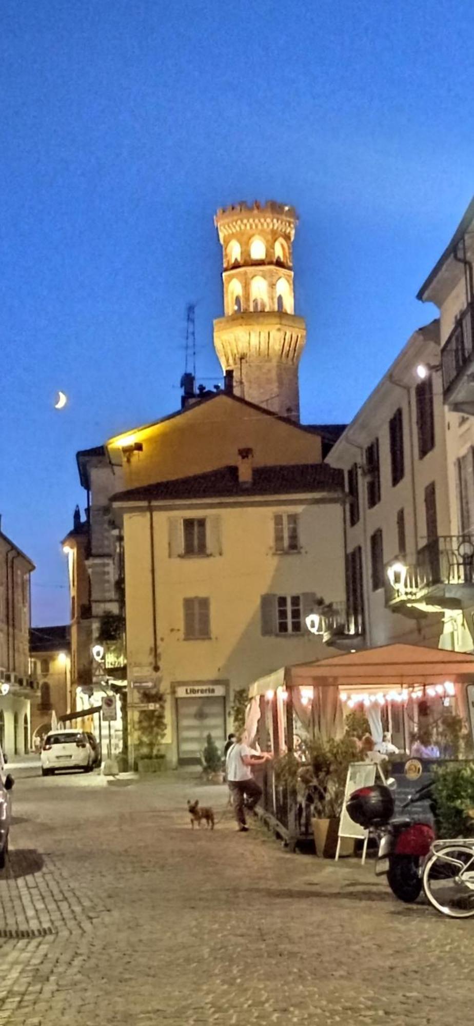 Loft Piazza Cavour Vercelli Kültér fotó